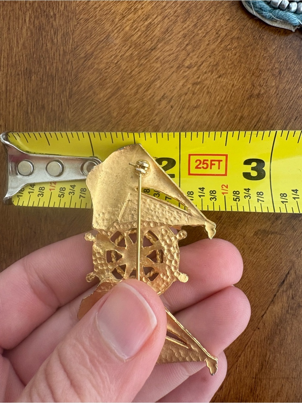 Vintage Nautical Sailboat Wheel Brooch Gold Tone Maritime Pin - Picture 7 of 8